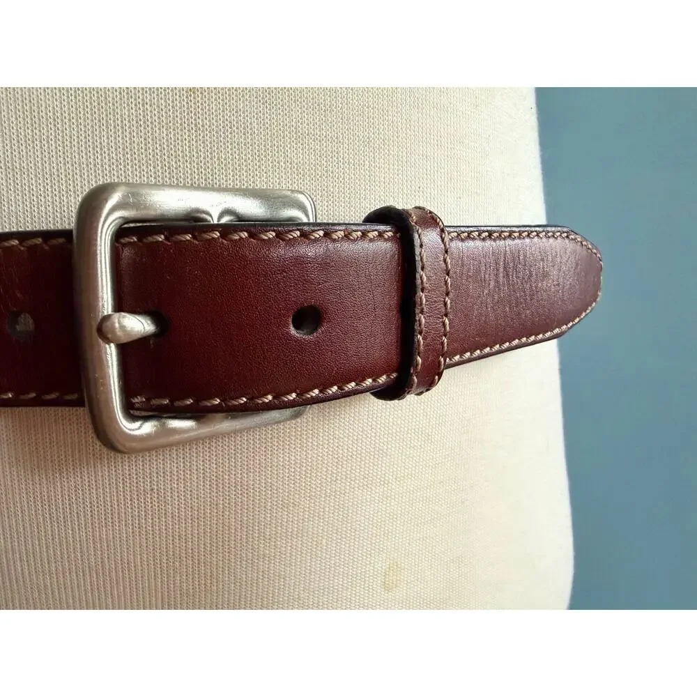 Distressed Brown Leather Belt w/Stitch Accent Mens sz L.